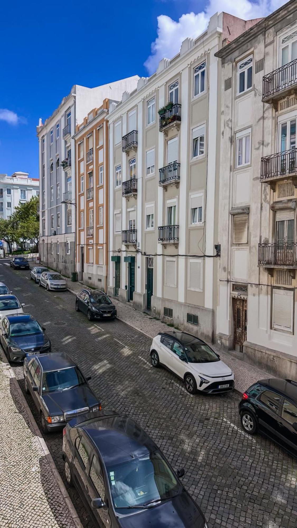 Anjos Signature Decoration Big House In Downtown Lisbon Exterior photo